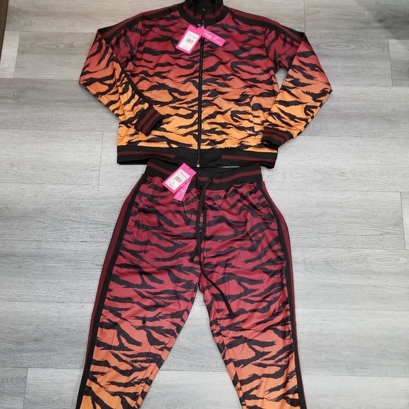 Victorious L.A Women Tiger Camo Track Suit - Picture 5 of 10